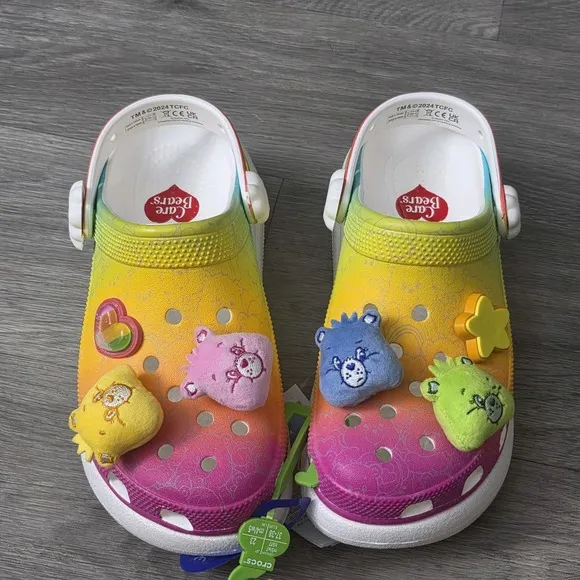Crocs Care Bears Crush Clog Size M6 W8 Multicolor Light Up S'allume
