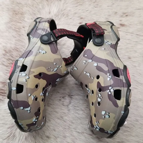 CROCS Classic All Terrain Desert Camo Clogs Unisex Size Men 8/Women 10 NEW