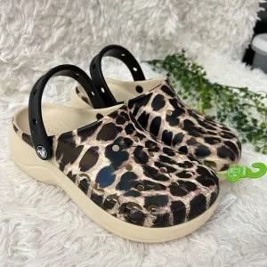 CROCS Classic Animal Remix Clogs Women's Size 8 Comfort Slip On Clogs new