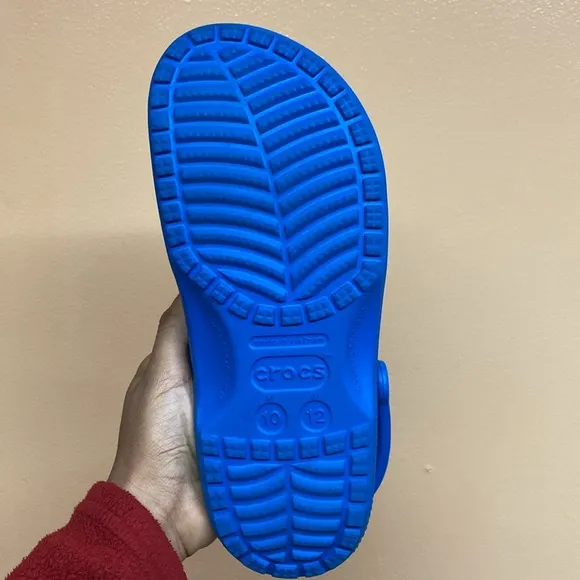 Crocs Classic Clog “Blue Bolt”
