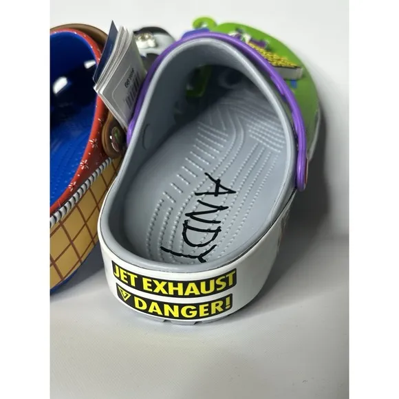 CROCS CLASSIC CLOG M11 W13 TOY STORY BUZZ LIGHTYEAR WOODY DISNEY PIXAR LIGHTNING