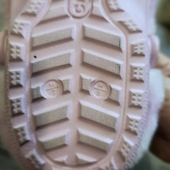 Crocs Classic Fur Sure Ballerina Pink