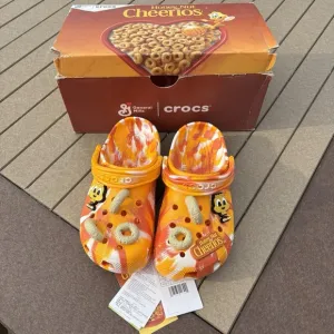 CROCS Classic Honey Nut Cheerios Juniors / Kids NIB