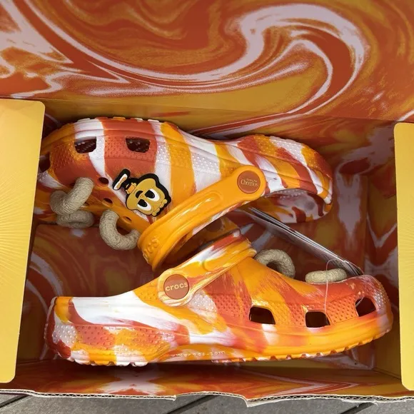 CROCS Classic Honey Nut Cheerios Juniors / Kids NIB