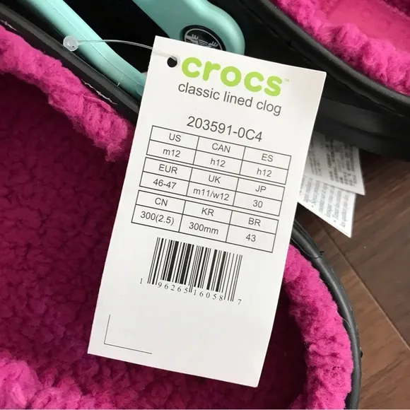 Crocs Classic Lined Clogs Mens Size 12 NWT