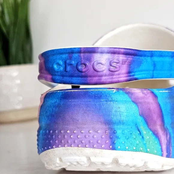 Crocs Classic Out Of This World Tie-Dye Multicolored Clogs Size 10 Men 13 Women