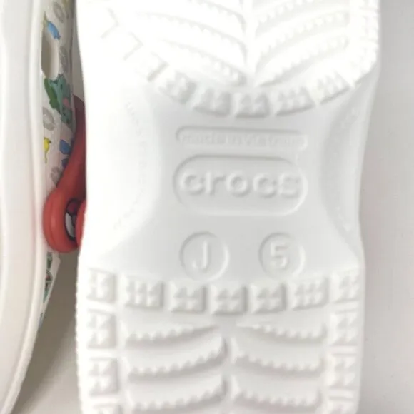 Crocs Classic Pokémon Clog Big Kid Sizes J4 (8-7/8)&quot; J5 (9-1/8&quot;) White Multicolo