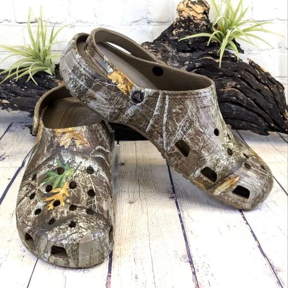 Crocs Classic Realtree Edge Clogs