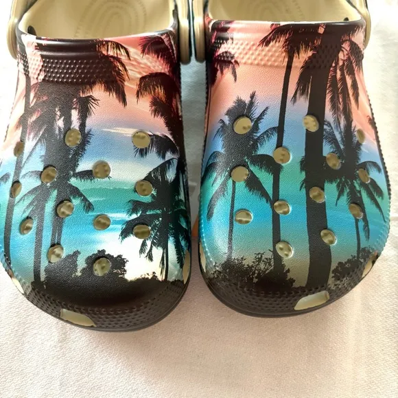Crocs Classic Retro Resort Clog Palm trees Pink Turq Black SZ 7 NWT