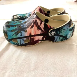 Crocs Classic Retro Resort Clog Palm trees Pink Turq Black SZ 7 NWT