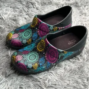 Crocs Clogs Womens Size 7 Dual Comfort Neria Pro II Paisley Print Nurse