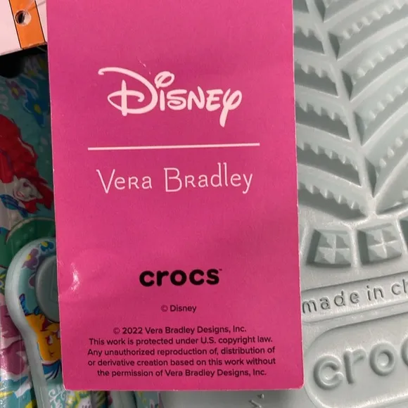 Crocs Disney Vera Bradley Shoes Little Mermaid Ariel Clog Size Kid Juniors 5 NEW