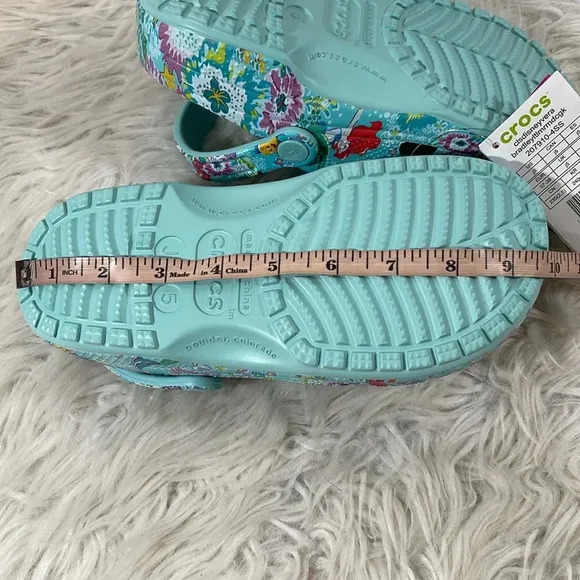 Crocs Disney Vera Bradley Shoes Little Mermaid Ariel Clog Size Kid Juniors 5 NEW