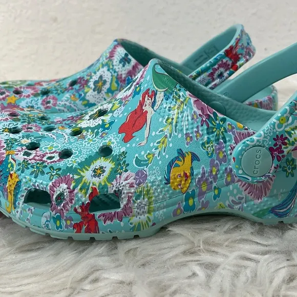 Crocs Disney Vera Bradley Shoes Little Mermaid Ariel Clog Size Kid Juniors 5 NEW