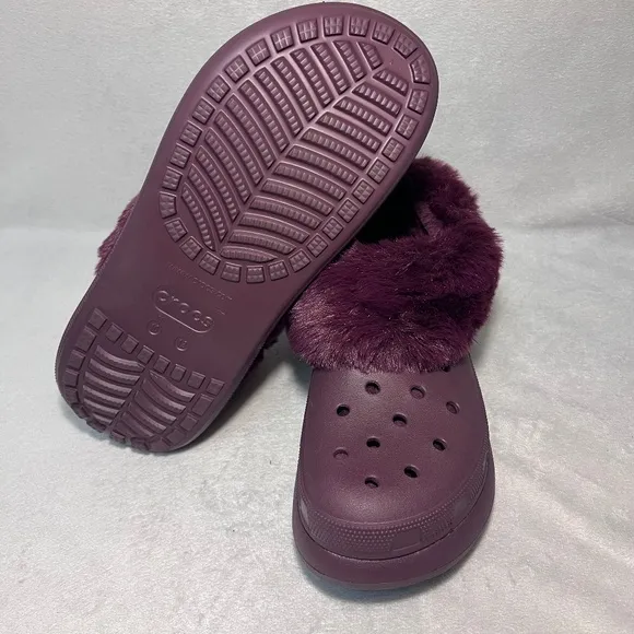 Crocs Furever Crush Lined Platform Clogs Dark Cherry Size M-10/W-12 Unisex