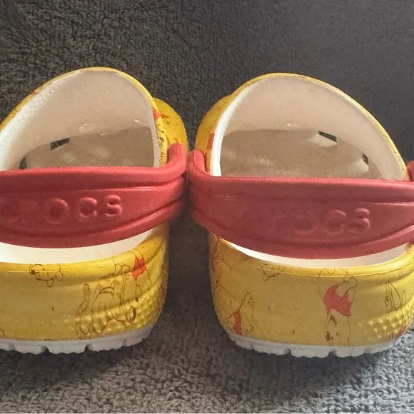 CROCS Kids' Winnie the Pooh &amp; Tigger - Unisex - Size C8