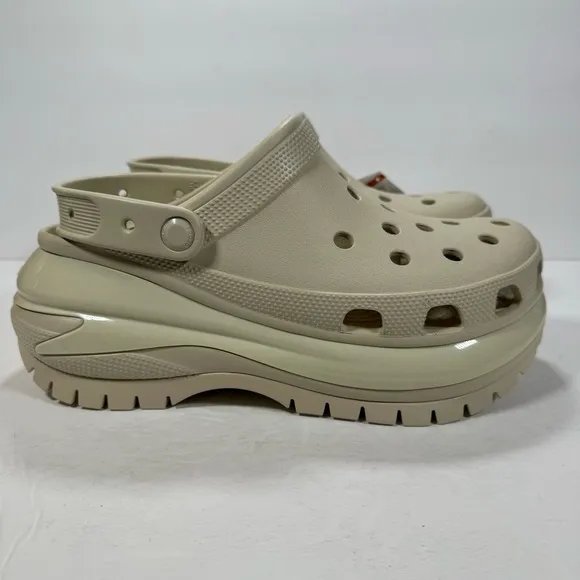 Crocs Mega Crush Chunky Platform Clogs Bone Women's Size 10 Men’s Size 8
