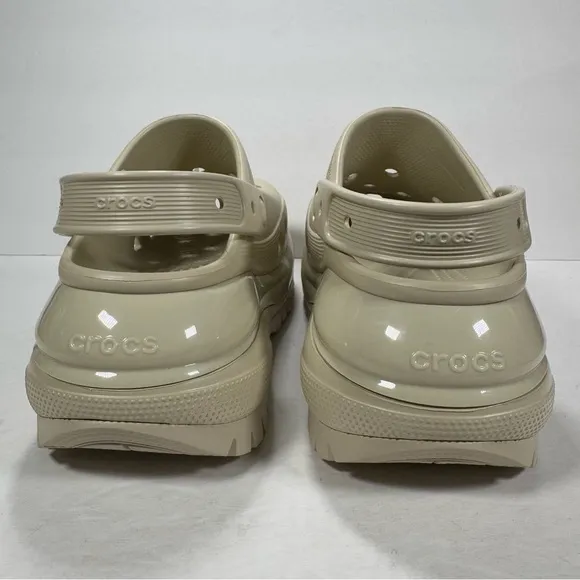 Crocs Mega Crush Chunky Platform Clogs Bone Women's Size 9 Men’s Size 7