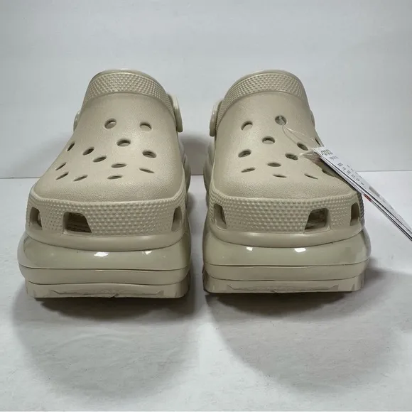 Crocs Mega Crush Chunky Platform Clogs Bone Women's Size 9 Men’s Size 7