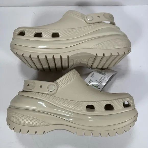 Crocs Mega Crush Chunky Platform Clogs Bone Women's Size 9 Men’s Size 7