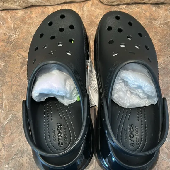 CROCS MEGA CRUSH CLOGS