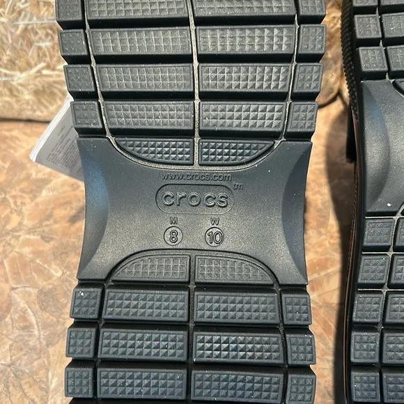 CROCS MEGA CRUSH CLOGS