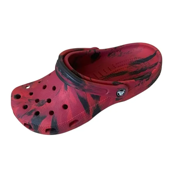 CROCS Men’s Classic Marbled Clog Red Black 8