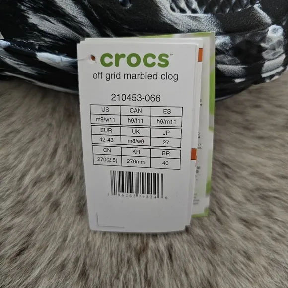 CROCS Off Grid Unisex Marbled Clogs Men Size 9/Women Size 11 Black &amp; White NEW