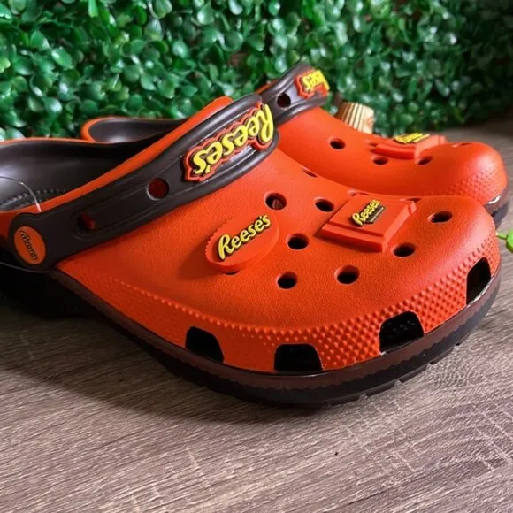Crocs REESE’S Classic Clogs