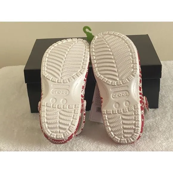 Crocs Womens 8 Mens 6 Clogs Classic Holiday Sweater Red White Christmas Shoe