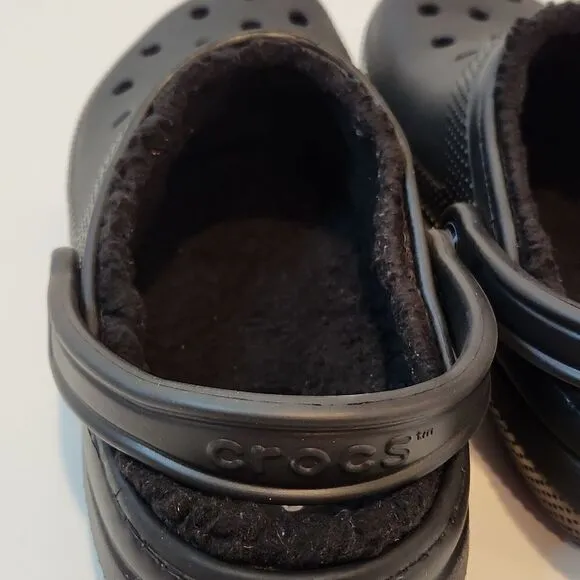 Crocs 203591 Black Faux Fur Lined Dual Comfort Clogs Size Mens 9 Womens 11 NICE!