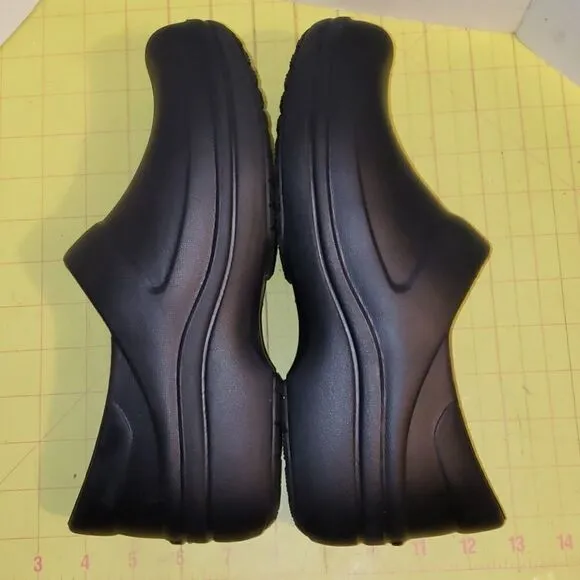 Crocs Dual Comfort clogs
