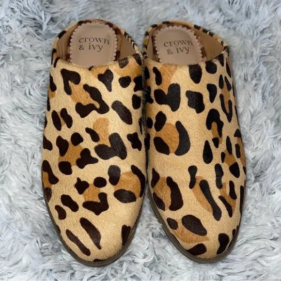 Crown &amp; Ivy Cheetah Print Kylie Low Heel Mules Faux Calf hair EUC size 6.5