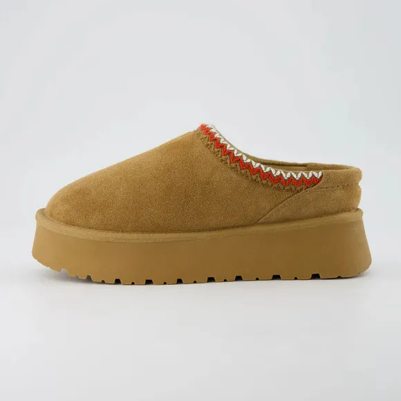 Cushionaire Kabuki slip on mule NWT size 8.5