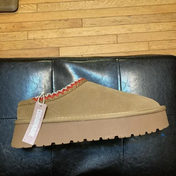 Cushionaire Kabuki slip on mule NWT size 8.5