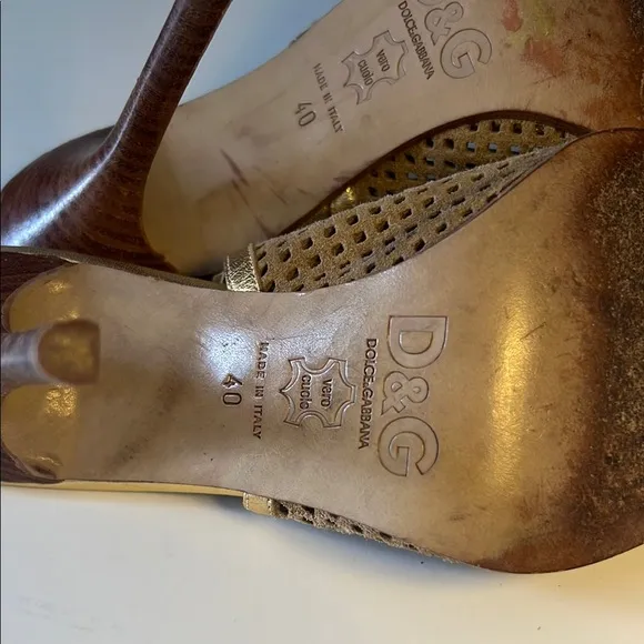 D&amp;G Gold and Brown Slingback Heels