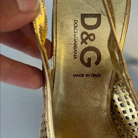D&amp;G Gold and Brown Slingback Heels