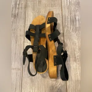 Danish summer clog sandal