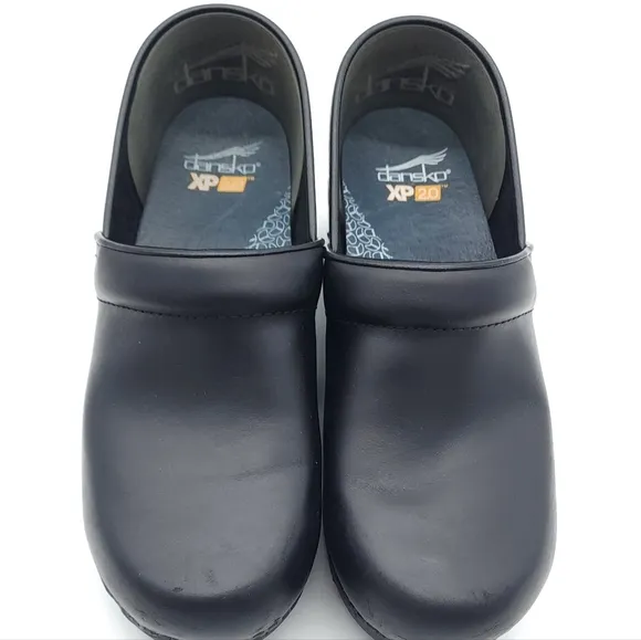 Dankso XP 2.0 Pull Up Black Leather Clogs Non Slip Women's Size 11.5/12 EU 42
