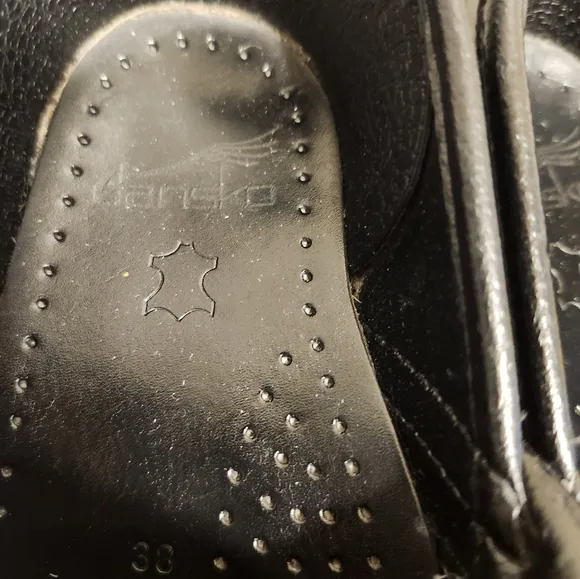 Dansko &quot;Patricia&quot; Black Leather Metal Jeweled Closed Back Clogs Sz.8/38 Ret.$145