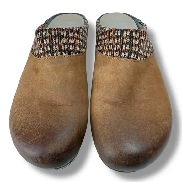 Dansko Bev Burnished Nubuck Leather Slip On Mule Clogs, Size EU40 / US 9.5 - 10