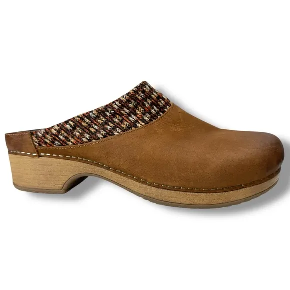 Dansko Bev Burnished Nubuck Leather Slip On Mule Clogs, Size EU40 / US 9.5 - 10