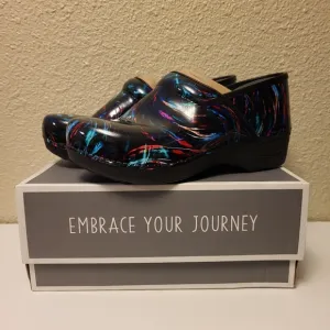 Dansko Black Paint Swirl XP 2.O Patent Clogs Size 41 (10½-11)
