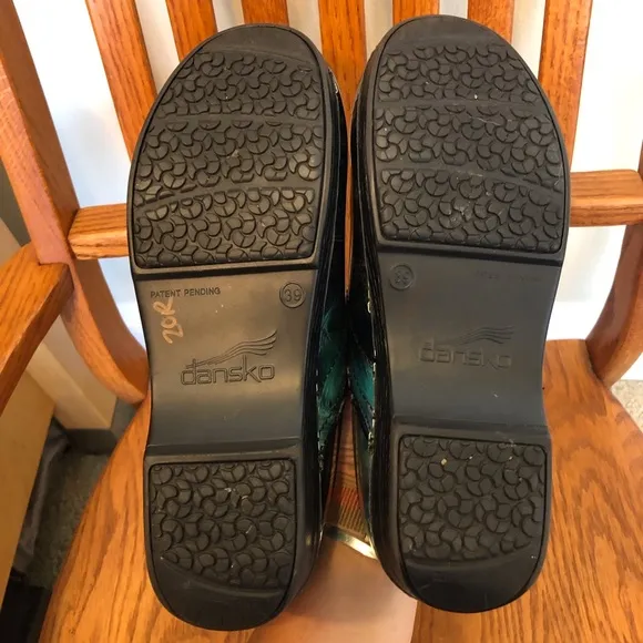 Dansko Black, Patent Leather Clogs, Size 39/8.5