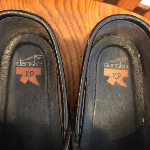 Dansko Black, Patent Leather Clogs, Size 39/8.5