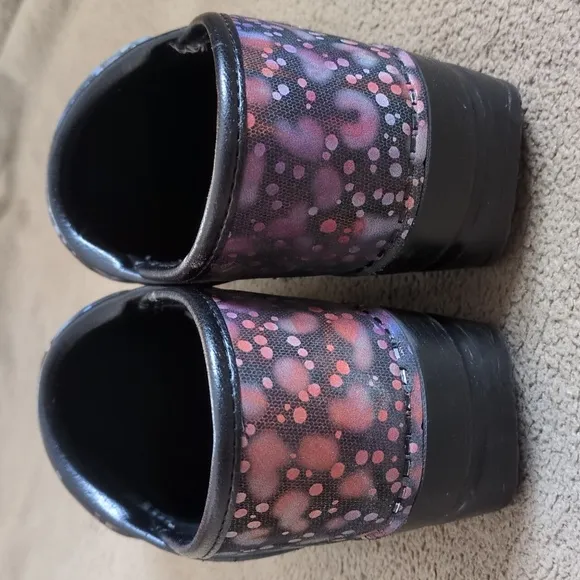 Dansko Blue and Pink Mules  Comfortable Design size 38 💥Excellent condition!!💥