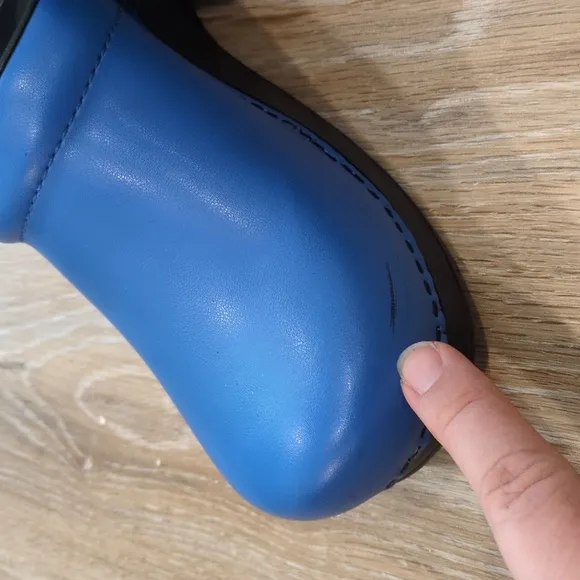 Dansko Blue Women's Clogs size 42 Euro (12 US)