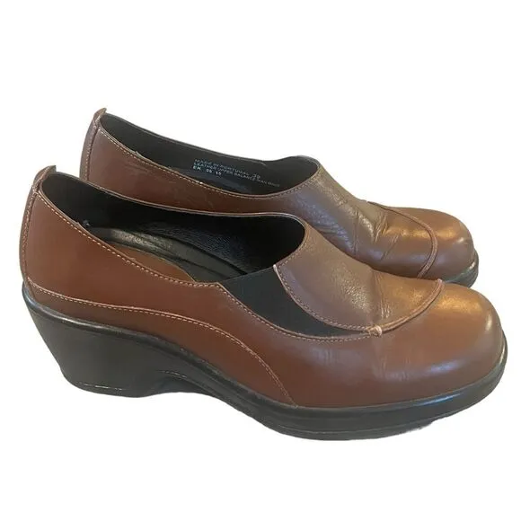 Dansko Brown Leather Clogs Slip On Professional Comfort Shoe Women 39 / 9