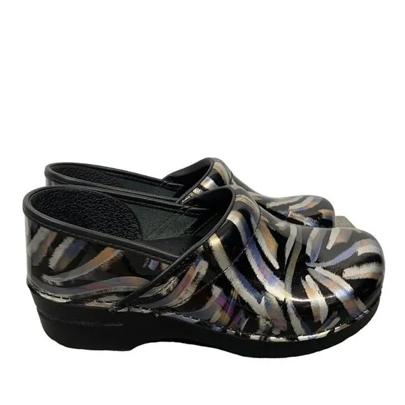 Dansko clogs in metallic paintbrush print women’s 41 art to wear comfort