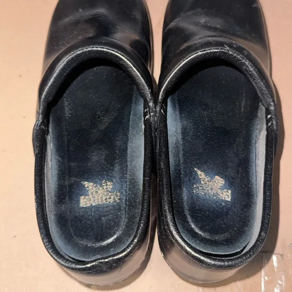 Dansko Clogs Mules Leather Size 6.5-7 /37